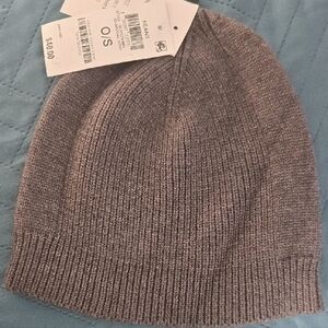 Cozy Gray Knit Beanie